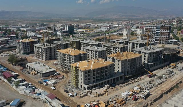 Kahramanmaraş'ta Ebrar Sitesi'nin yerine yapılan 32 bloklu inşaatta sona yaklaşıldı