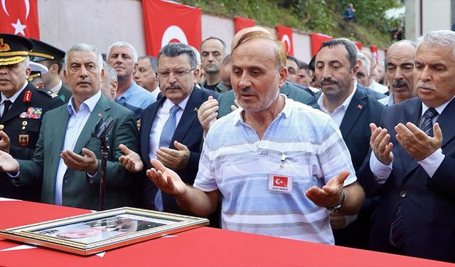 Şehit Piyade Üsteğmen Ayar, Trabzon'da son yolculuğuna uğurlandı