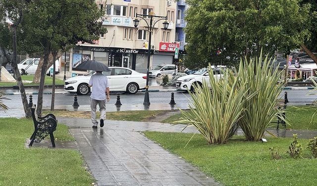 Tekirdağ'da sağanak etkili oldu