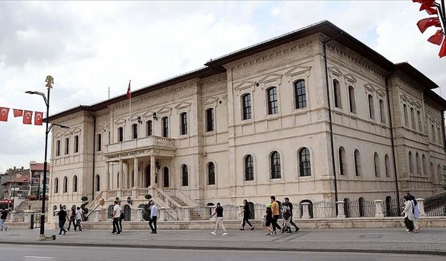 Türkiye Cumhuriyeti'nin temellerinin atıldığı Sivas Kongresi 105 yaşında