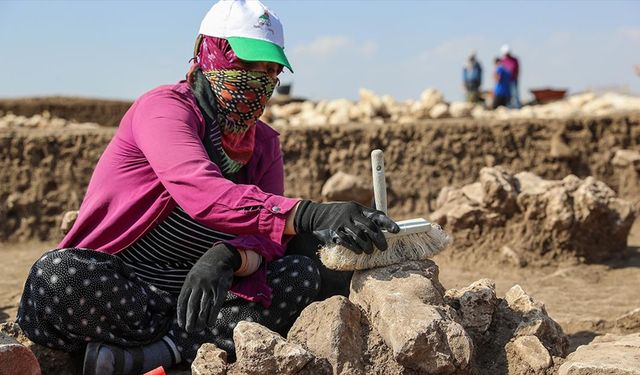 Mevsimlik tarım işçisi kadınlar "tarih işçisi" oldu