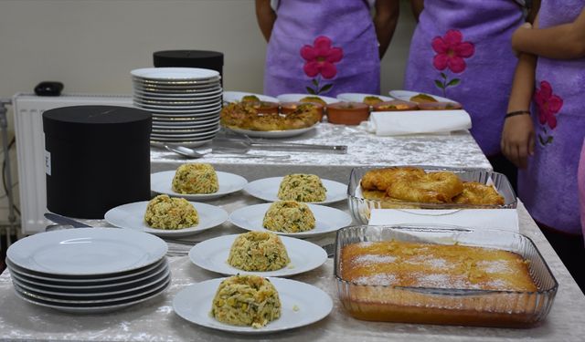 Trabzon'da koruma ve bakım altındaki kız çocukları arasında yemek yarışması yapıldı