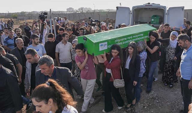 Üniversite öğrencisi Rojin Kabaiş'in cenazesi Diyarbakır'da defnedildi