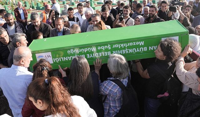 Van Gölü kıyısında cansız bedeni bulunan Rojin Kabaiş'ten alınan numuneler İstanbul'a gönderildi