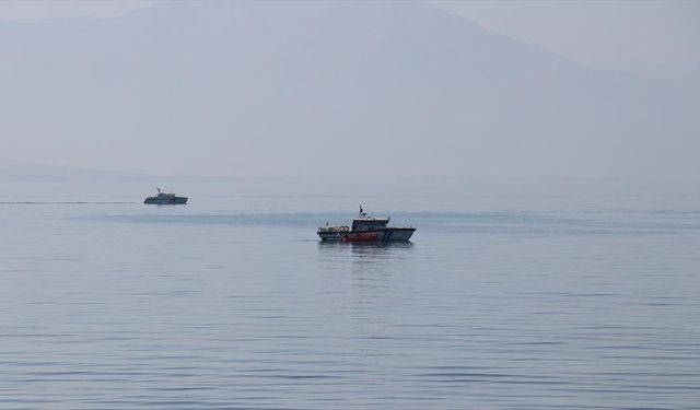 Van'da kaybolan üniversite öğrencisini arama çalışmaları 16'ncı gününde