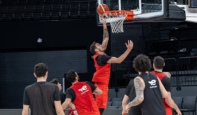 A Milli Erkek Basketbol Takımı, Macaristan hazırlıklarını sürdürdü