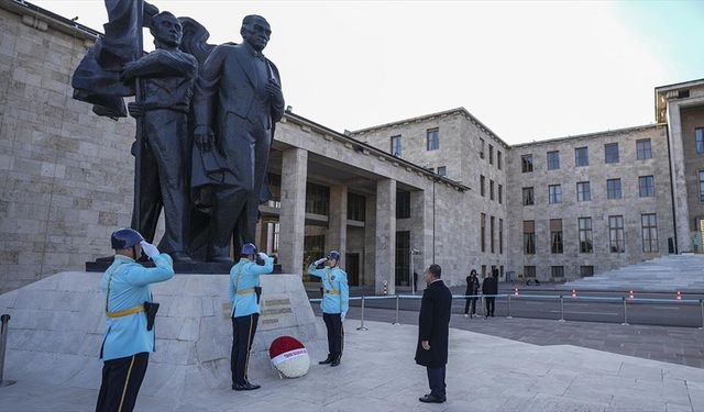 Büyük Önder Atatürk için TBMM'de anma töreni yapıldı