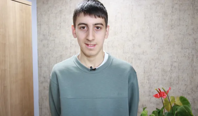 Kocaeli'de özel birey Ahmet, Adalet Bakanlığı’nda memur oldu