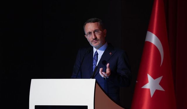 Cumhurbaşkanlığı İletişim Başkanı Altun: Türkiye Batı'nın kültür ajanlığını yapanlardan çok çekmiştir