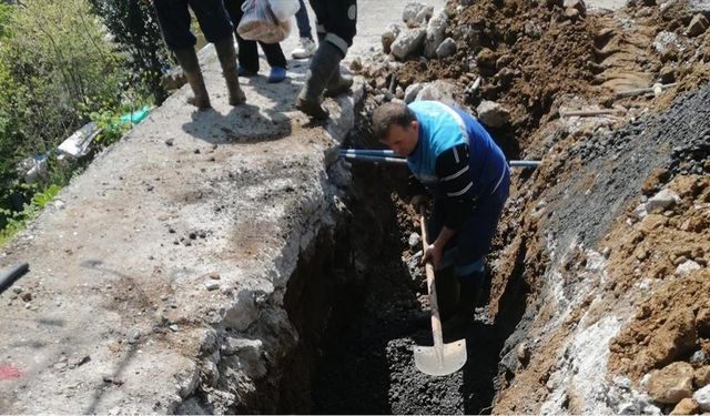 Trabzon'da ana su hattı patladı