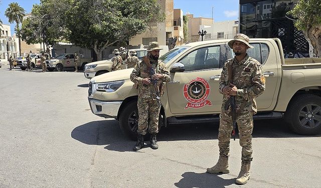 Libya Savunma Bakanlığı, Trablus'ta ateşkesin sağlandığını duyurdu