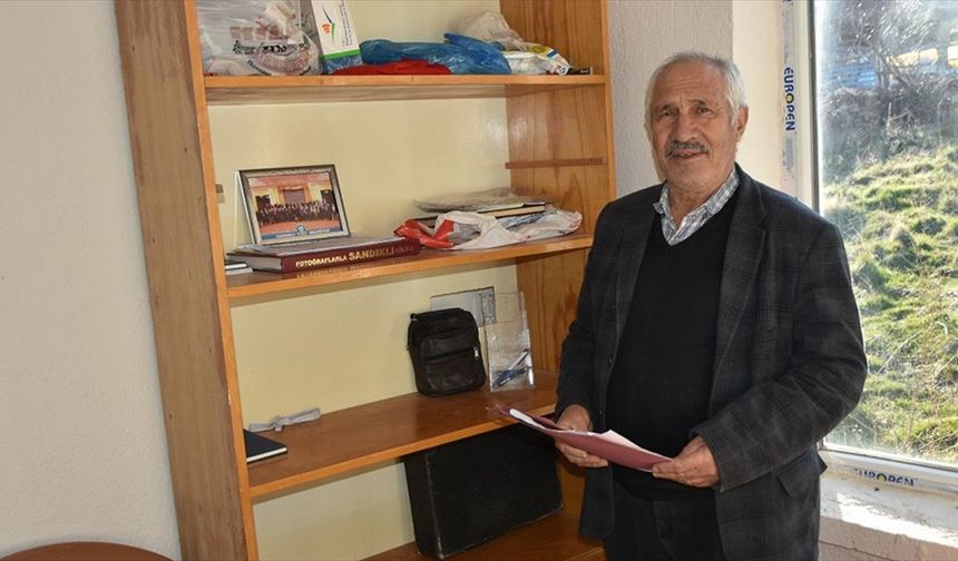 Afyonkarahisar'da 15 seçmenli köyün muhtarı yedinci dönem için aday oldu