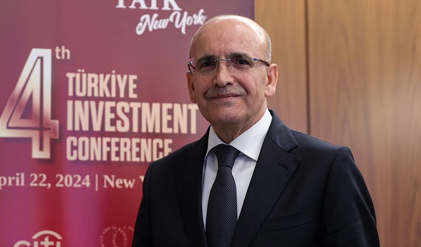 Hazine ve Maliye Bakanı Şimşek, yatırımcıların Türkiye'ye büyük ilgi gösterdiğini belirtti