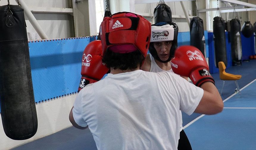 Milli boksör Gizem Özer kariyerinin ilk Avrupa şampiyonluğuna ulaşmak istiyor