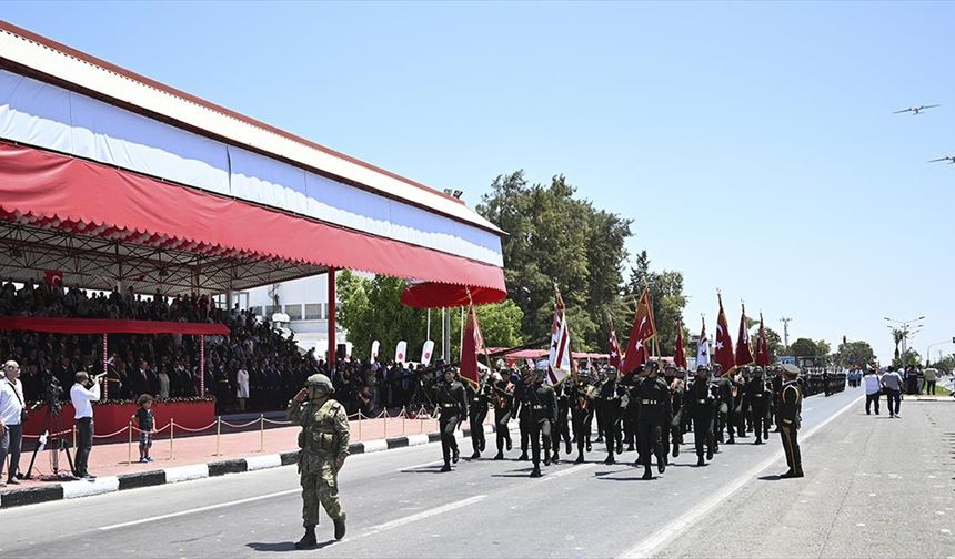 KKTC'deki 20 Temmuz Barış ve Özgürlük Bayramı Türkiye'den geniş katılımla kutlandı