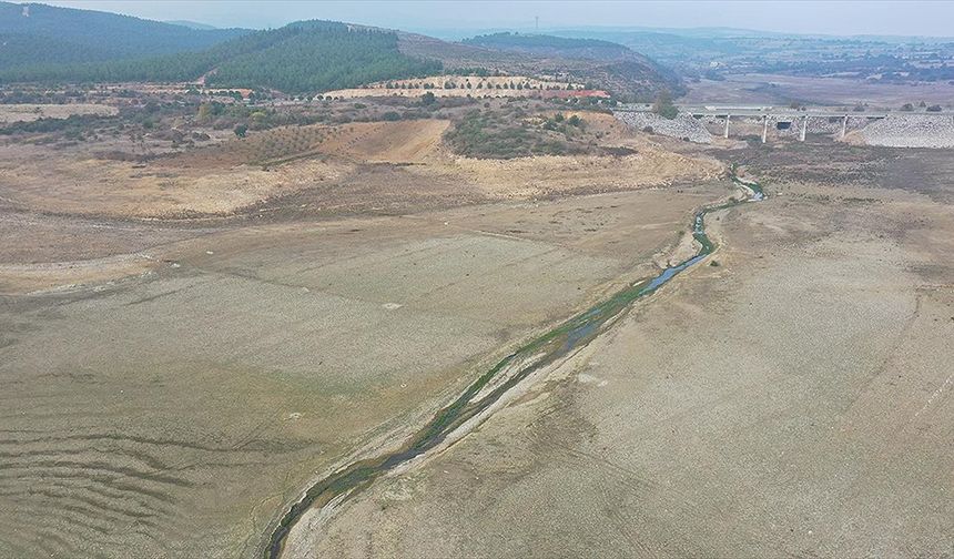 Balıkesir'in içme suyu ihtiyacını karşılayan baraj kuraklık ikazı veriyor