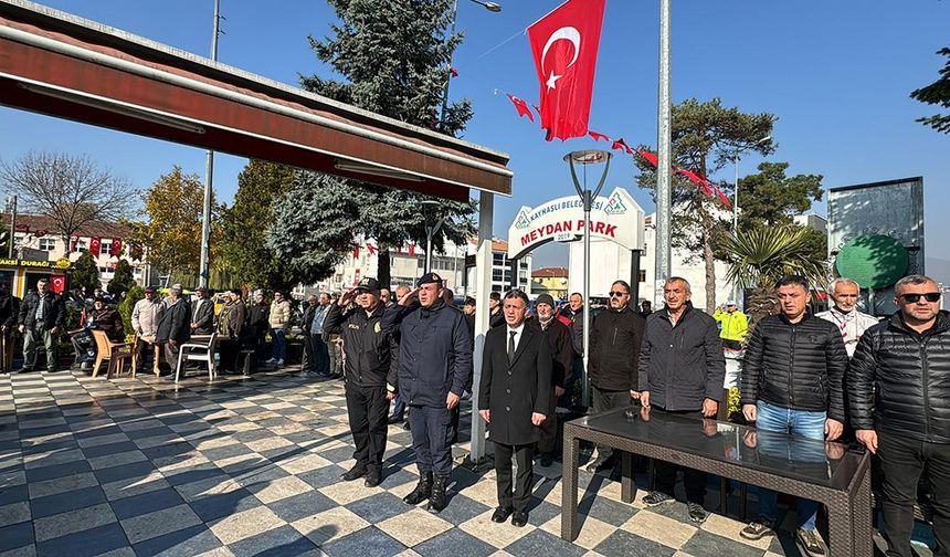 Düzce Depremi'nde hayatını kaybedenler için anma töreni düzenlendi