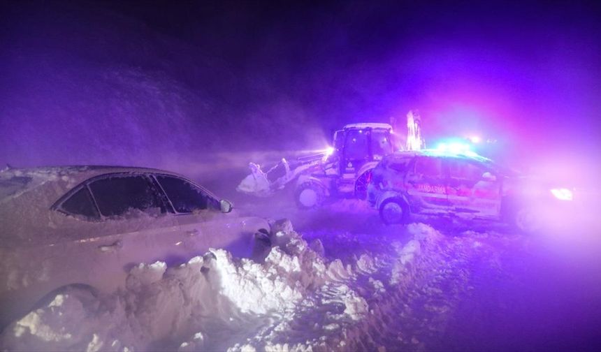 Malatya'da kar nedeniyle mahsur kalan vatandaşlar kurtarıldı