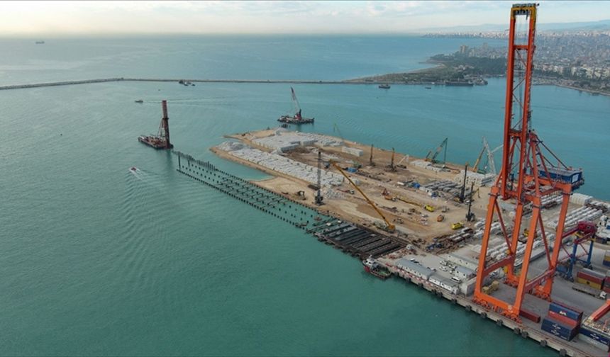 Ticaret Bakanlığının "Liman Kapı Otomasyonu Sistemi" gümrük giriş işlemlerini hızlandırdı