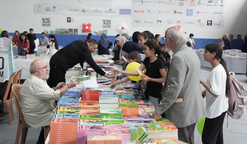 Diyarbakır'da "5. Çermik Kitap Fuarı" kapılarını açtı