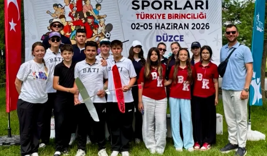 Keşanlı gençler Model Planörde Türkiye üçüncüsü oldu