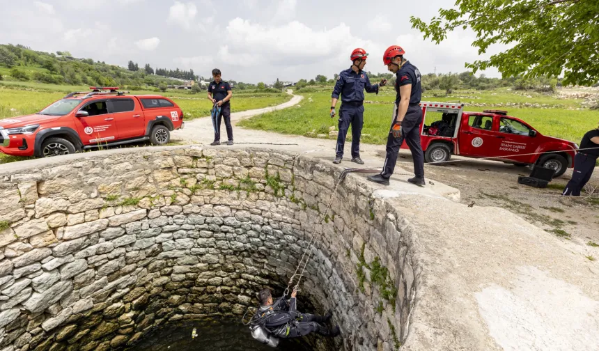 Mersin İtfaiyesinden boğulma vakalarına karşı tatbikat
